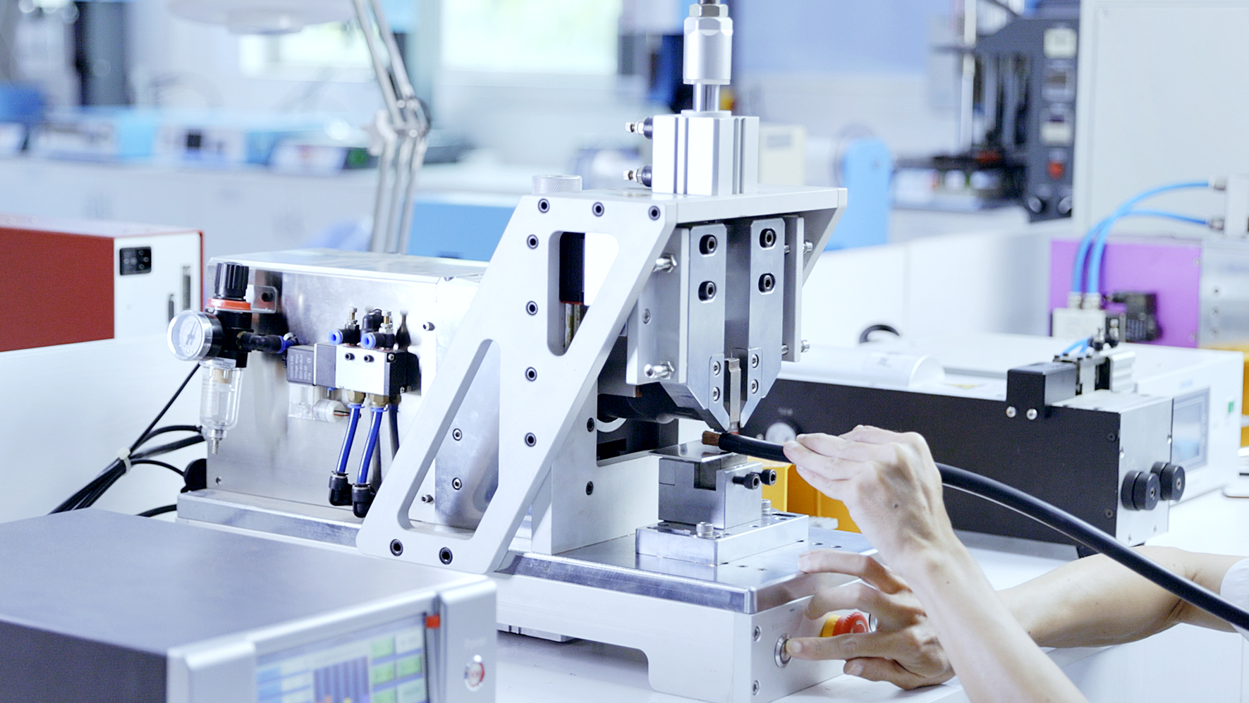 一源超聲波焊接機焊頭密封不良導致泄漏問題，這要怎么解決？