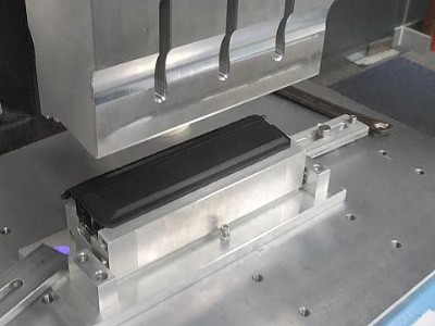 靈科超聲波-小墨盒焊接