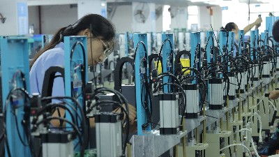 東莞超聲波焊接機在<i style='color:red'>玩具焊接</i>加工中的應用