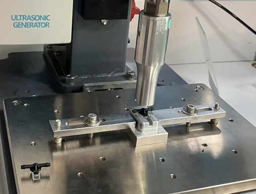 PC和ABS電子配件超聲波焊接